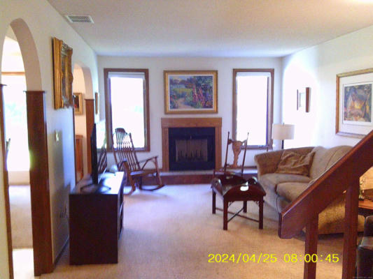 1 COPPER BEECH DR # 1, ROCKY HILL, CT 06067, photo 2 of 12