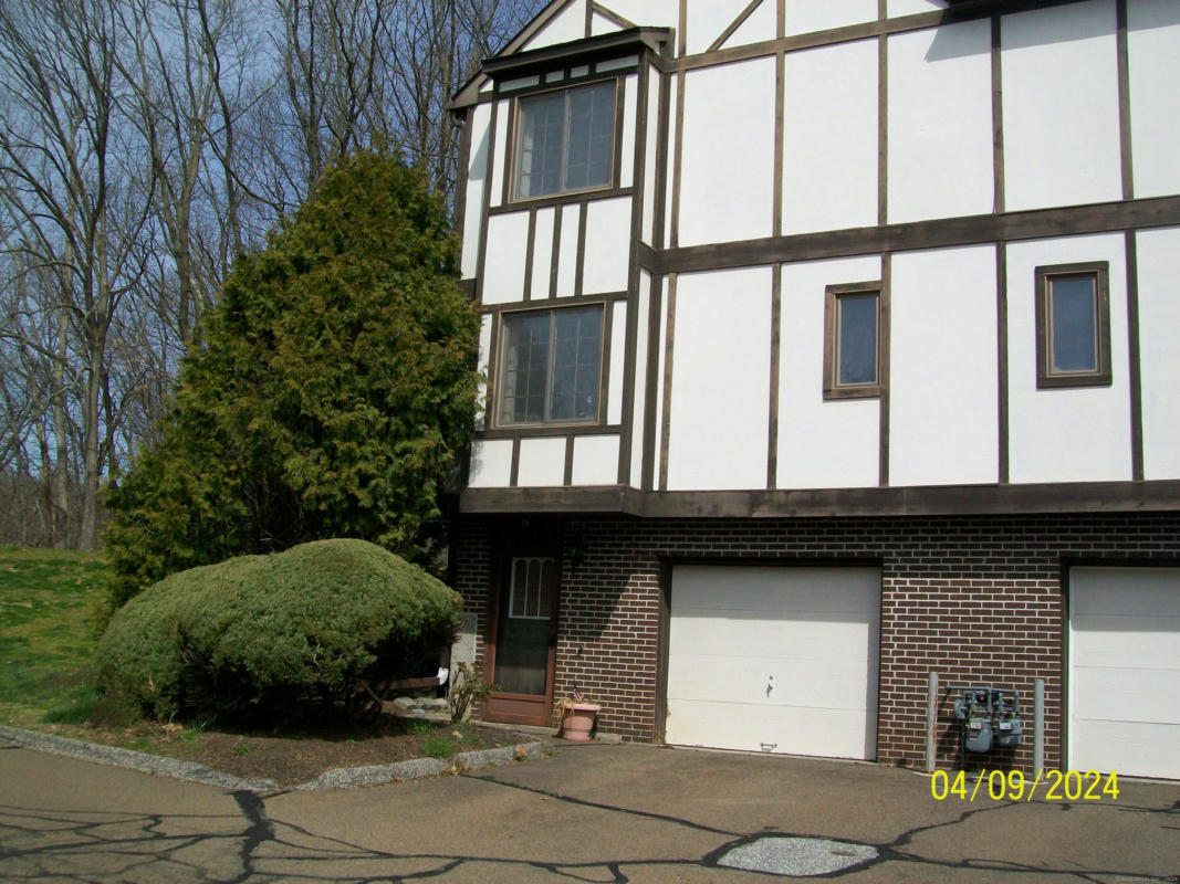 204 NEW HAVEN AVE UNIT 7A, DERBY, CT 06418, photo 1 of 22