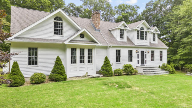 16 COUNTRY VILLAGE LN, CLINTON, CT 06413 - Image 1